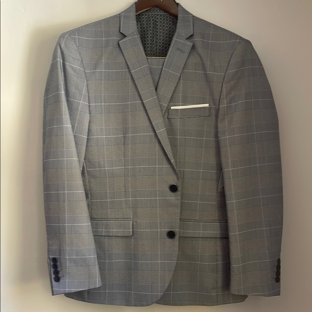 Suit set blue squares modern like new 3 times used slim fit size L pants 34X32